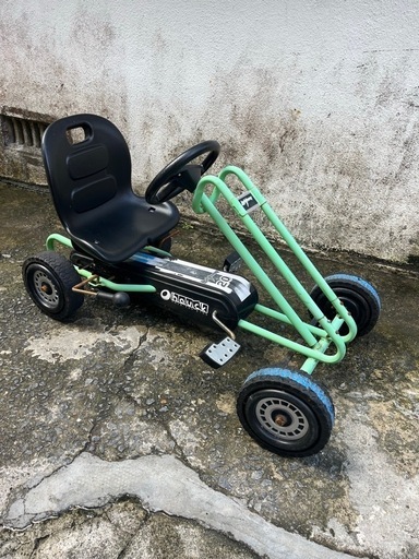 🇩🇪キッズゴーカートペダル漕ぎ足漕ぎ乗用玩具車🍉プロフ必読