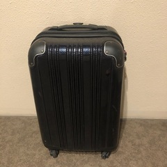 機内持込可能　スーツケース　キャリーケース　黒　ブラックの画像
