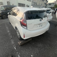 アクア　白　走行5万　程度良好の画像