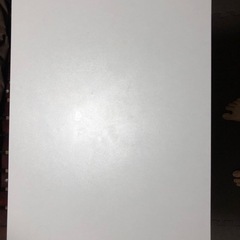 テーブル　白　組み立て済みの画像