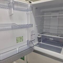 J8542 【リユースのサカイ柏店】　AQUA アクア 冷蔵庫 クリアウォームホワイト AQR-VZ37KL-W  368L 4ドア 左開きタイプ 2021年製　クリーニング済み　参考価格184,800円の画像