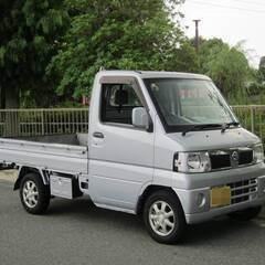 車検２年付き　軽トラ　日産　クリッパートラック　【希少４ＷＤ】　軽トラック　5MT　リミテッド　運搬　畑　お仕事用の画像