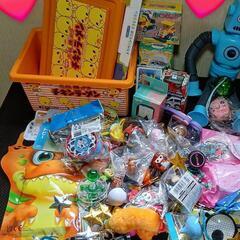 おもちゃ色々100個以上の画像