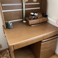 勉強机の画像