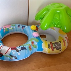 中古　浮き輪　フロートの画像
