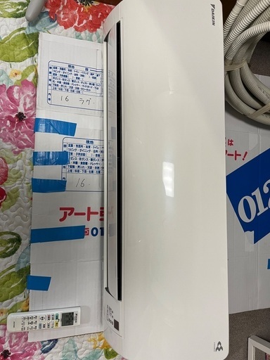【2022年製・美品】DAIKIN エアコン AN22ZEBKS-W　ホース、室内外機セット
