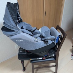 新生児から使えるチャイルドシートの画像