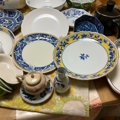 食器お皿の画像