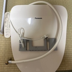 パナソニック 温水洗浄便座 ビューティ・トワレ CH951SPF  ウォシュレットの画像