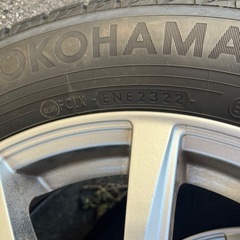 【バリ溝】ヨコハマタイヤ IG60 スタッドレスタイヤ 185/65R15 4本セットの画像