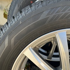【バリ溝】ヨコハマタイヤ IG60 スタッドレスタイヤ 185/65R15 4本セットの画像