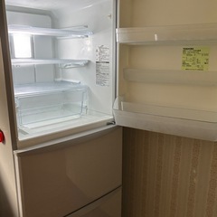 冷蔵庫の画像