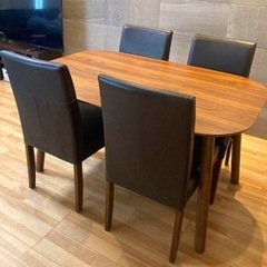 【定価8万】 高級 ダイニングチェア 4脚 ニトリの画像