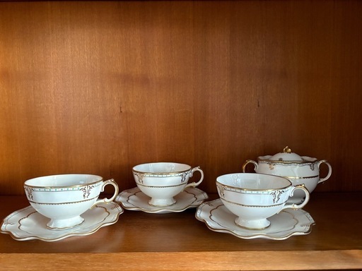 ロイヤルクラウンダービー ロンバディー