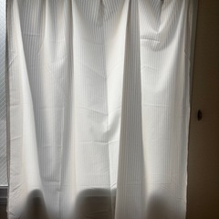 カーテンの画像
