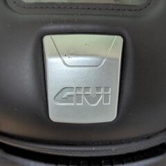 GIVI タンクロックバッグの画像