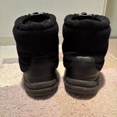 ノースフェイス ヌプシブーティー ウールVショート 黒の画像
