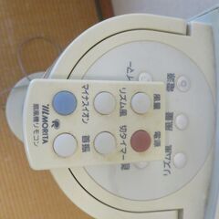 縦型扇風機の画像