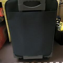 【早いもの勝ち】キャリングケース2個の画像