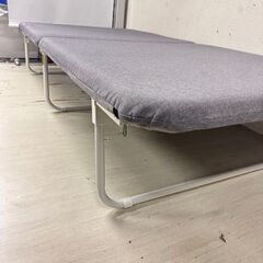 24711  シングル折りたたみベッドフレームマットレス   S ◆大阪市内・東大阪市他 6,000円以上ご購入で無料配達いたします！◆ ※高槻・枚方方面◆西宮・尼崎方面◆生駒方面　それぞれ条件付き無料配送あり！            の画像