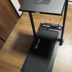 ランニングマシーン
の画像