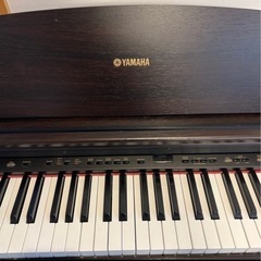 値下げ交渉可能　現金支払い可　ピアノ　 電子ピアノ　YAMAHA ヤマハ　YDP-201   88鍵の画像