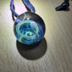 ネックレストップ硝子宇宙玉の画像