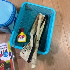 小学生用色鉛筆、絵画セット等まとめの画像