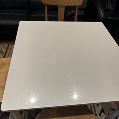 テーブル　チェア　セットの画像