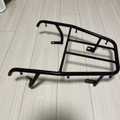 TW200用リアキャリアの画像