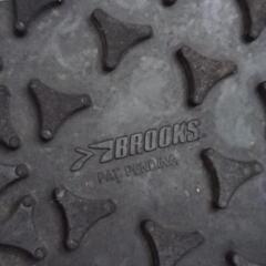 80.s BROOKSスニーカー25.5の画像