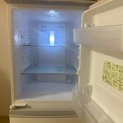 シャープ　　冷蔵庫の画像