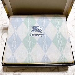Burberrysのタオルケットとシーツの画像