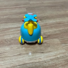 値下げ　コンビ　車のおもちゃの画像