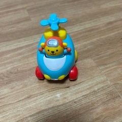 値下げ　コンビ　車のおもちゃの画像