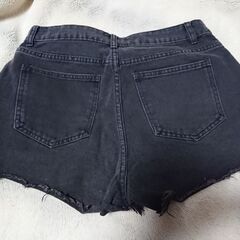 □　レディース　デニムショートパンツ　黒　SHEIN　SIZE M　EU 38　US 6の画像