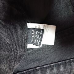 □　レディース　デニムショートパンツ　黒　SHEIN　SIZE M　EU 38　US 6の画像