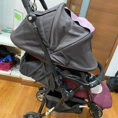 コンビ　ベビーカーの画像