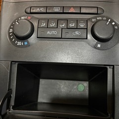 ダイハツ ミラアヴィ インパネ オーディオ ジャンクの画像