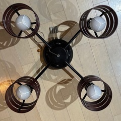 4灯シーリングライト 天井照明 スポットライトの画像