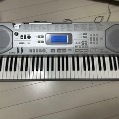 本日値下げ！カシオ　キーボードとスタンドの画像