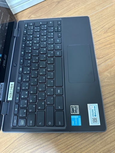 パソコン ASUS Chromebook CR1100FK