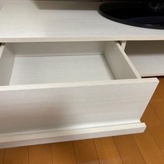 テレビ台の画像