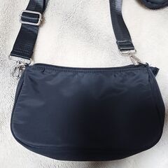 レディースバッグ  ショルダーバッグ　　SHEINの画像