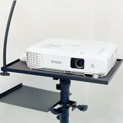 ❗️商談中❗️【8月末撤退】貸し会議室の備品一式まとめてお譲りします【テーブル・イス・ホワイトボードなど／引き取り限定】の画像