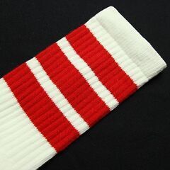 (3962) SkaterSocks ロングソックス 靴下 男女兼用 ソックス スケート スケボー チューブソックス Knee high White tube socks with Red stripes style 1 (22インチ) SKATE SK8の画像