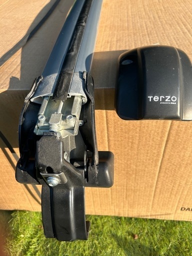 terzoエアロルーフキャリア　トヨタCH-R専用