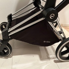 cybex priam ベビーカーの画像