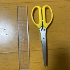 【受渡先決定済】シュレッダーハサミ　5枚刃　ストレートカットの画像