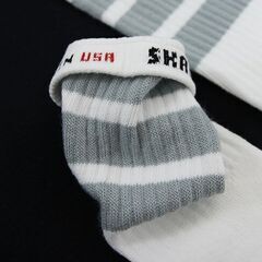 (6256) SkaterSocks ロングソックス 靴下 男女兼用 ソックス スケート スケボー チューブソックス Knee high White tube socks with Grey stripes style 1（22Inch 22インチ）SKATE SK8の画像